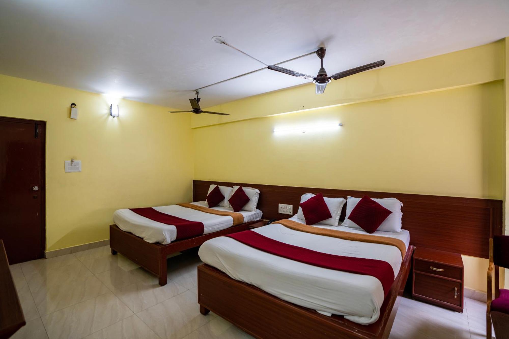 Hotel Vyshak Residency Mysore Exterior foto